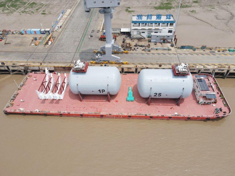 子公司伟德国际1946源于英国海洋成功交付2套LNG不锈钢低温液罐，海外业务再添新彩(图1)