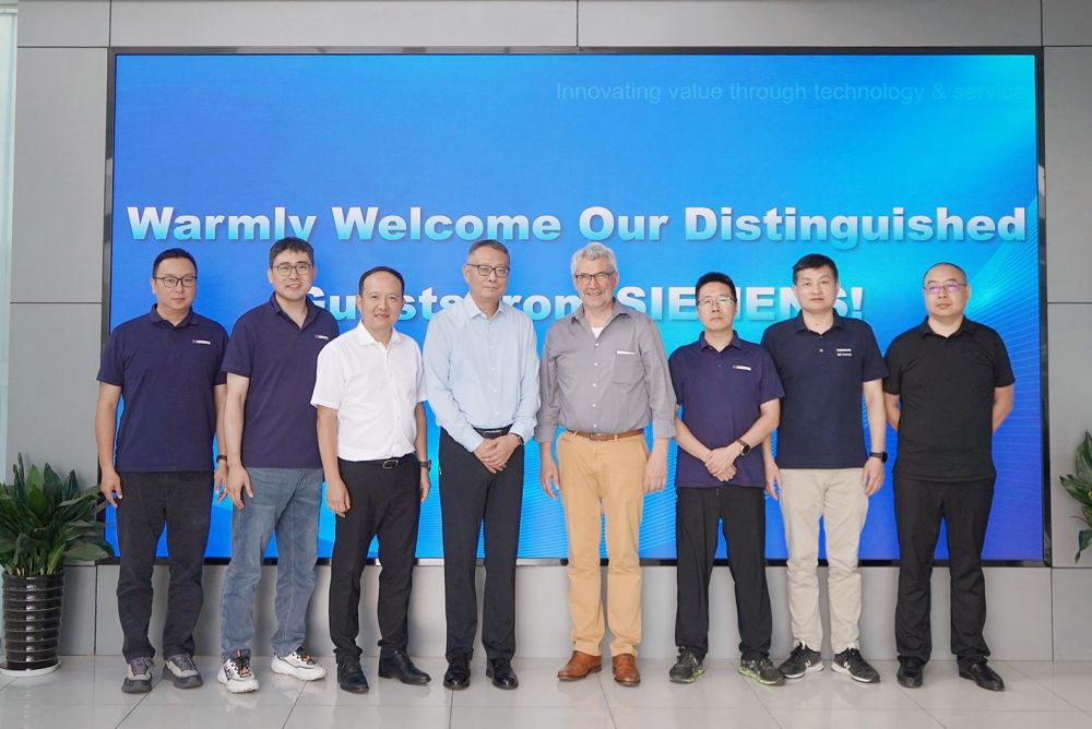 SIEMENS中国有限公司到访GENMA伟德国际1946源于英国重机制造基地(图3)