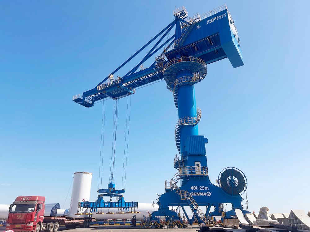 GENMA品牌多功能门座式磁力吊顺利交付(图1)