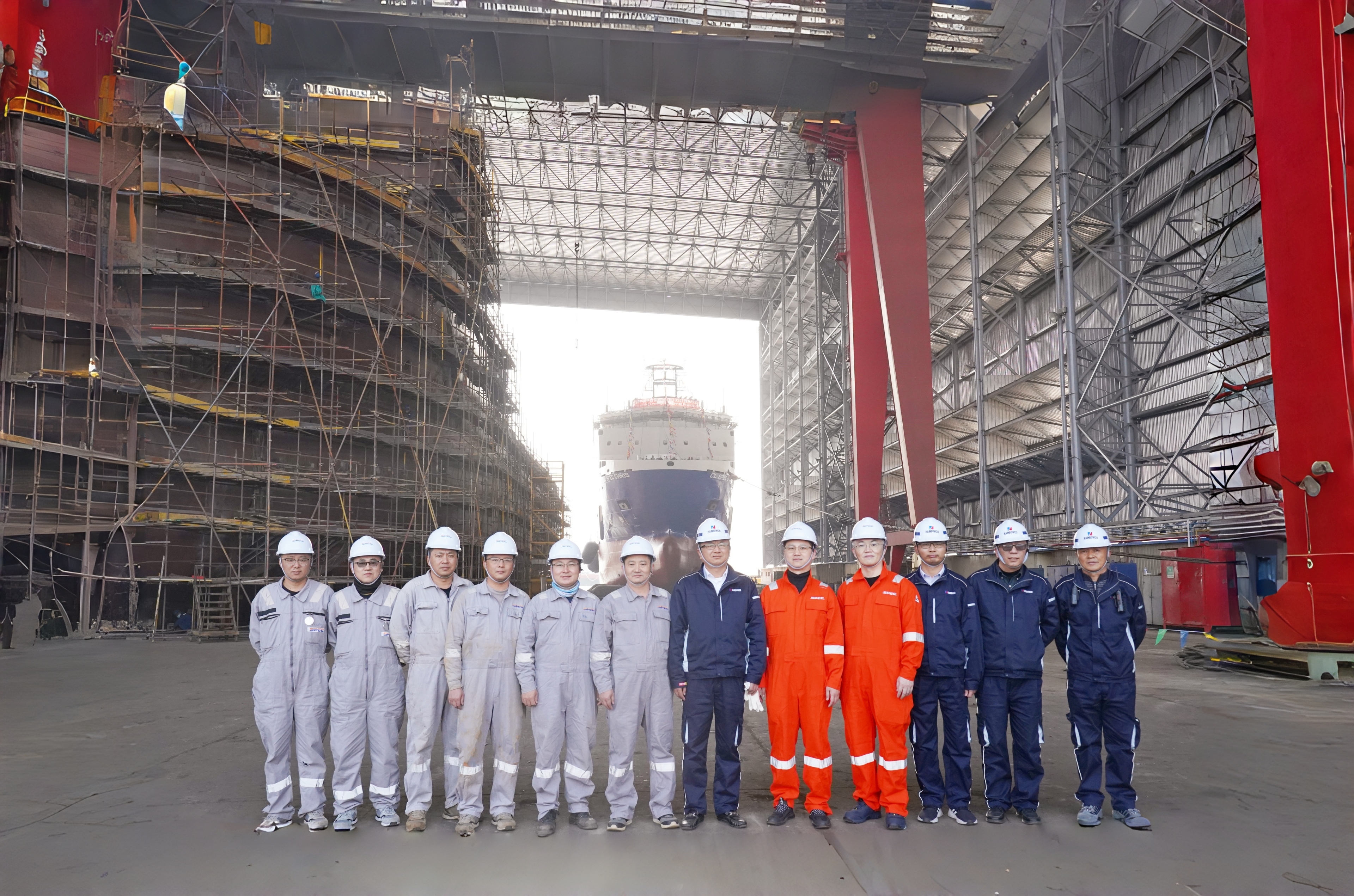 子公司伟德国际1946源于英国海洋SPP40平台供应船第三艘船N1055船顺利吉水(图1)